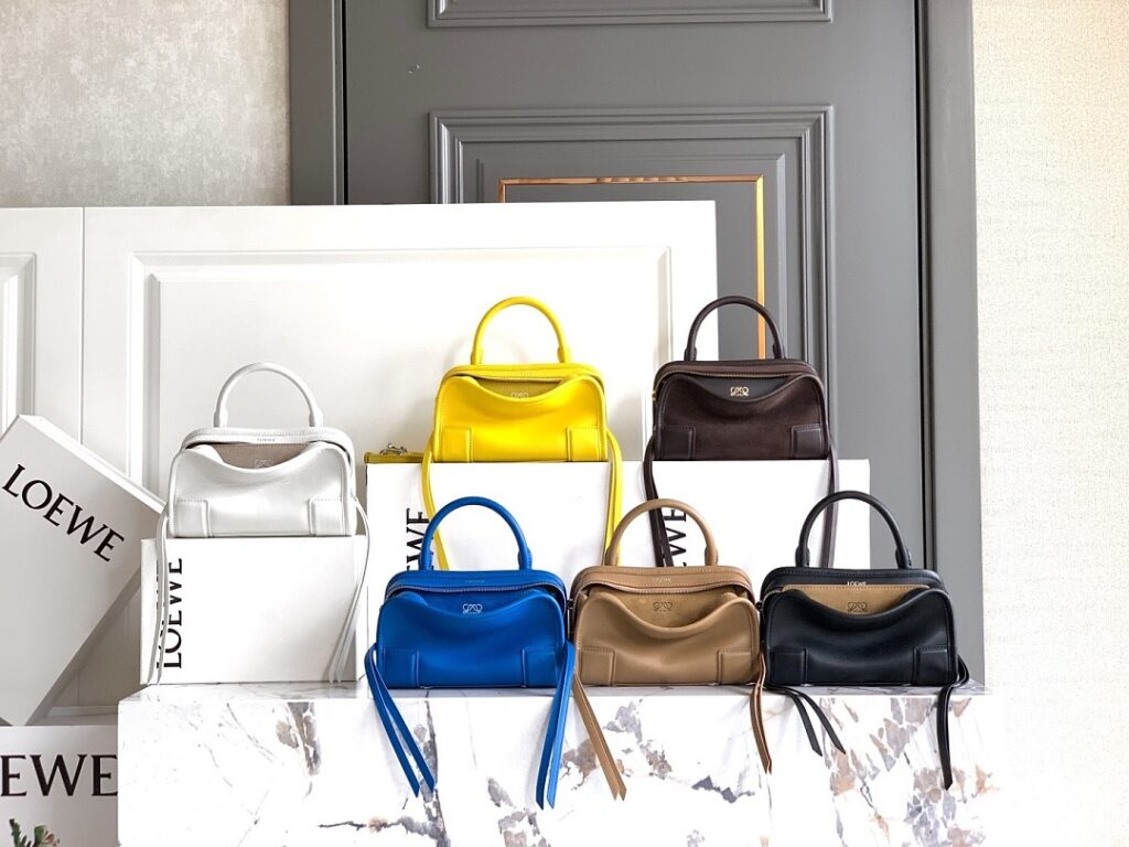 Loewe Bag Style 8801
