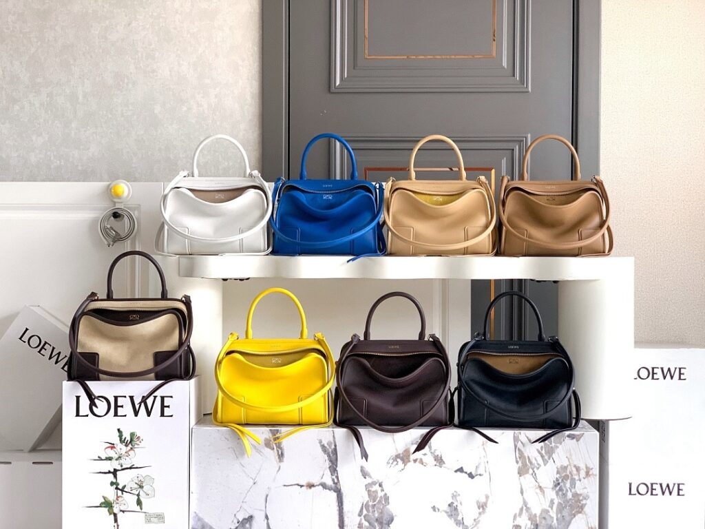 Loewe Bag Style 8802
