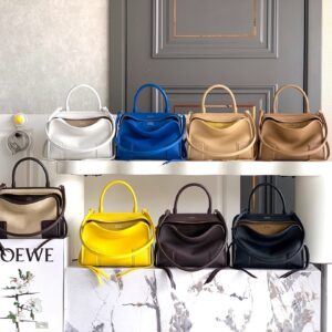 Loewe Bag Style 8802