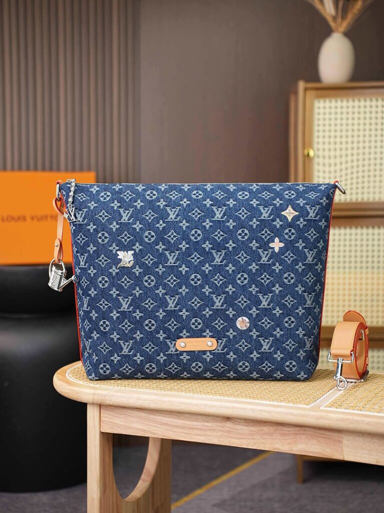 Bag Style M27555