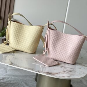 Bag Style M28886