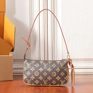 Bag Style M27718